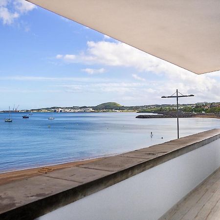 Facing Bay Hostel Praia da Vitória Екстериор снимка