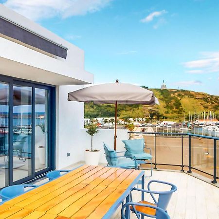 Facing Bay Hostel Praia da Vitória Екстериор снимка