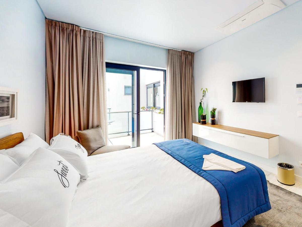 Facing Bay Hostel Praia da Vitória Екстериор снимка