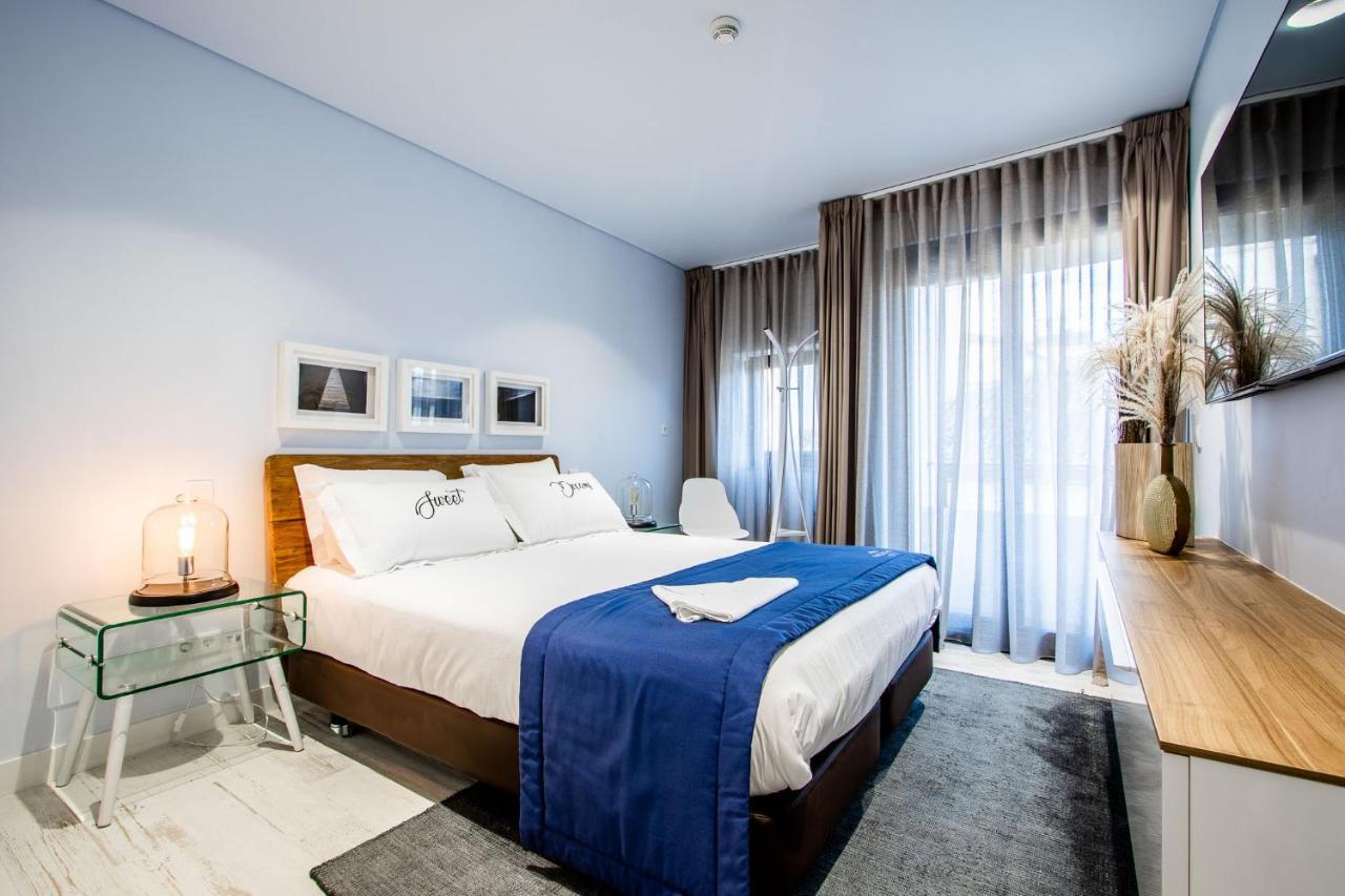 Facing Bay Hostel Praia da Vitória Екстериор снимка