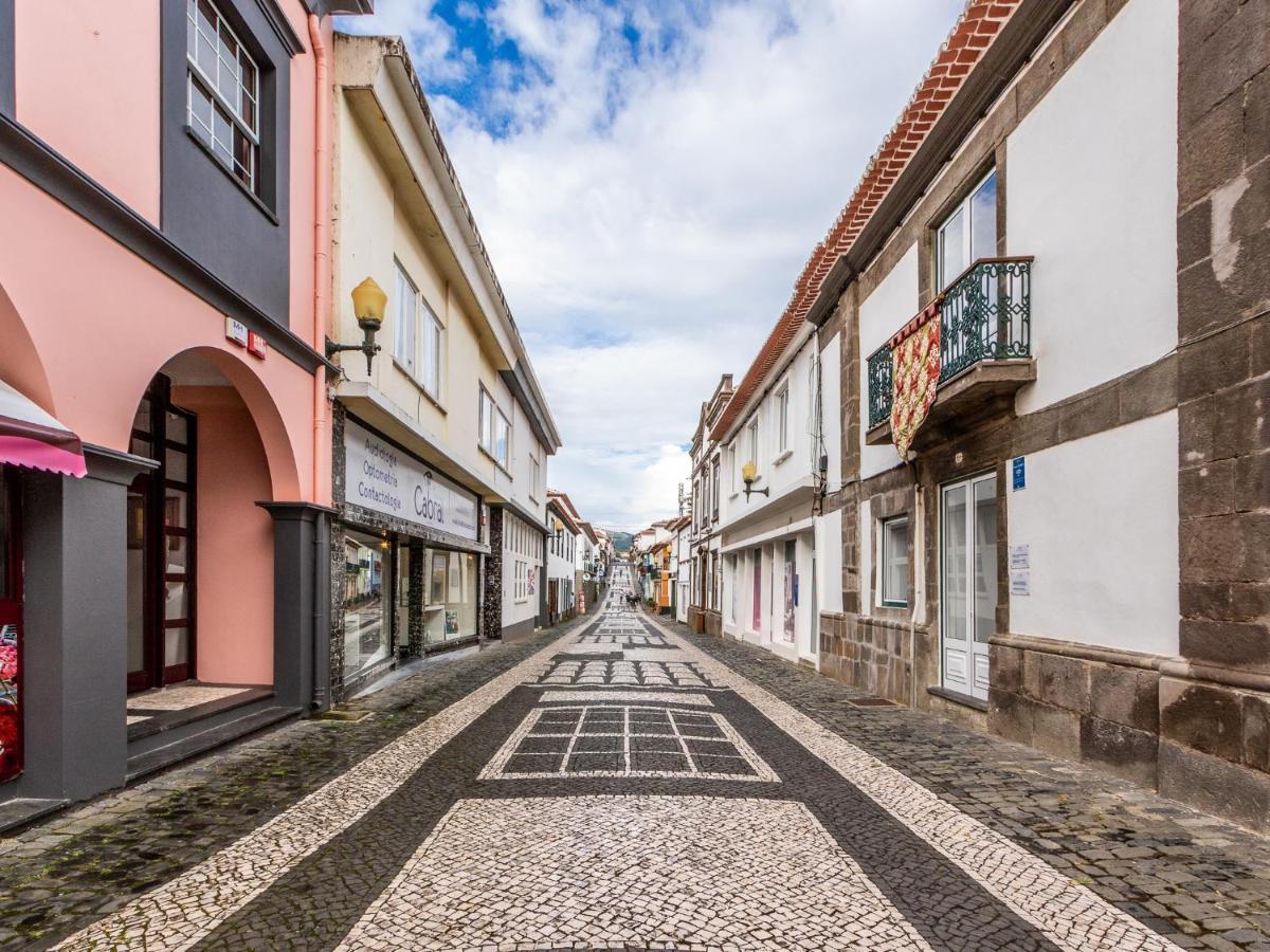 Facing Bay Hostel Praia da Vitória Екстериор снимка